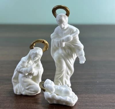 Vintage Bone China Miniature White Gold Halo Holy Family Figurines Nativity Set