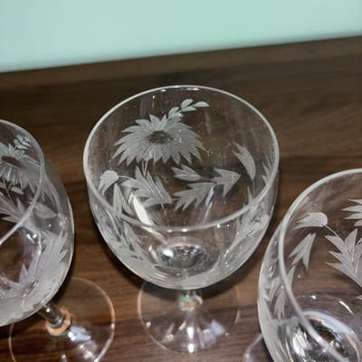 4 Vintage Cut Glass Wine Or Water Glasses Etched Flowers and Leaves 6.25” Tall - Thumbnail 7