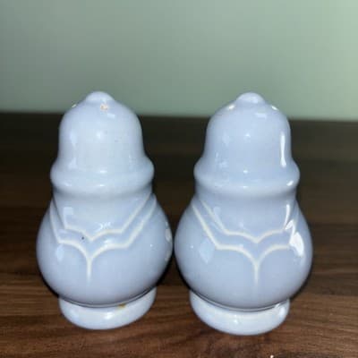 Vintage Pfaltzgraff USA “Bouquet Gazebo” Blue Salt & Pepper Shakers - Thumbnail 7