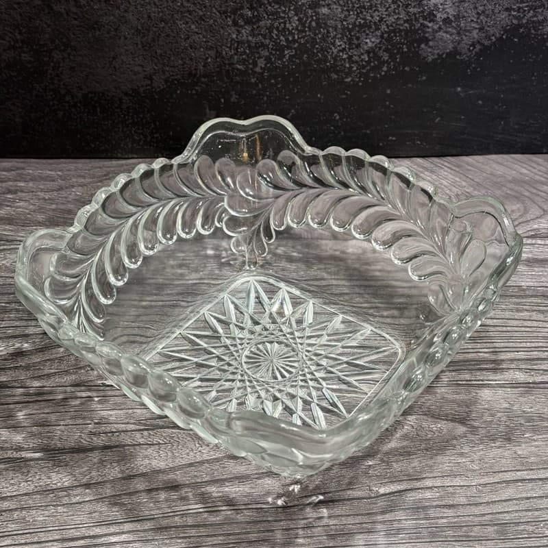 Antique Adams and Company Plume Pattern EAPG Square Master Berry Bowl UV Reactiv - Thumbnail 14