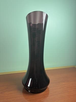 Glass Flower Vase Ribbed Amethyst Purple Vertical Optic 11” Gold Trim White - Thumbnail 6