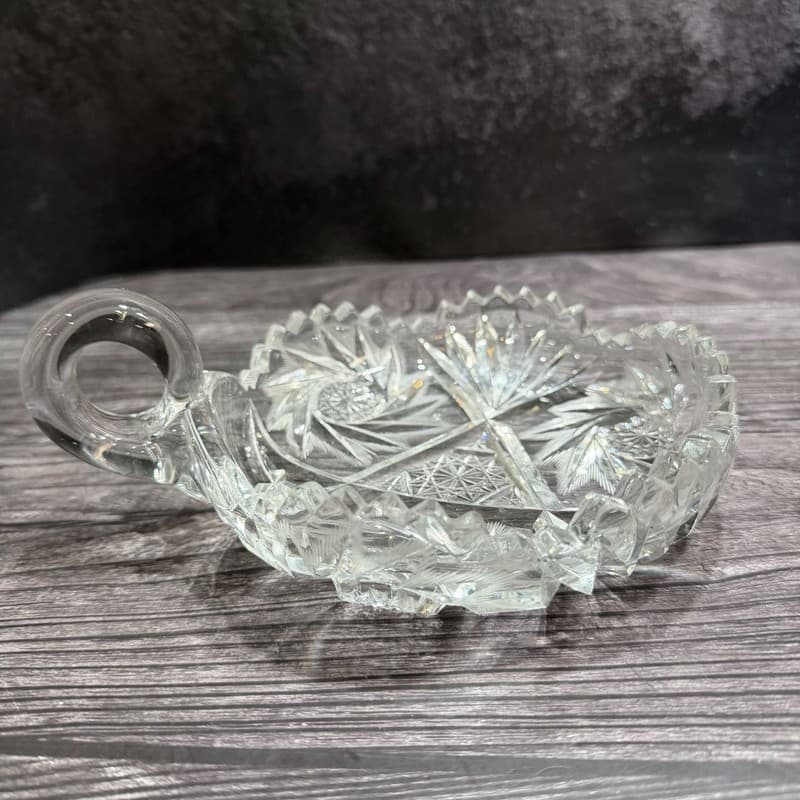 AMERICAN BRILLIANT PERIOD (ABP) CUT GLASS "NAPPY" DISH, STARBURST & FANS