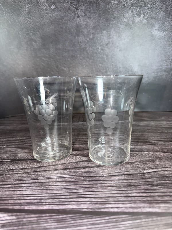 Set of 2 Vintage Tiffin-Franciscan Etched Grape Juice Glasses Glass Glow - Thumbnail 3