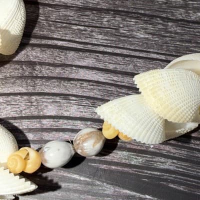 Vintage Two Strand Polynesian Sea Shell Necklace - Thumbnail 11