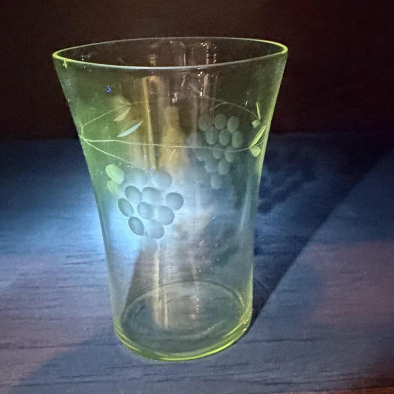 Set of 2 Vintage Tiffin-Franciscan Etched Grape Juice Glasses Glass Glow - Thumbnail 2