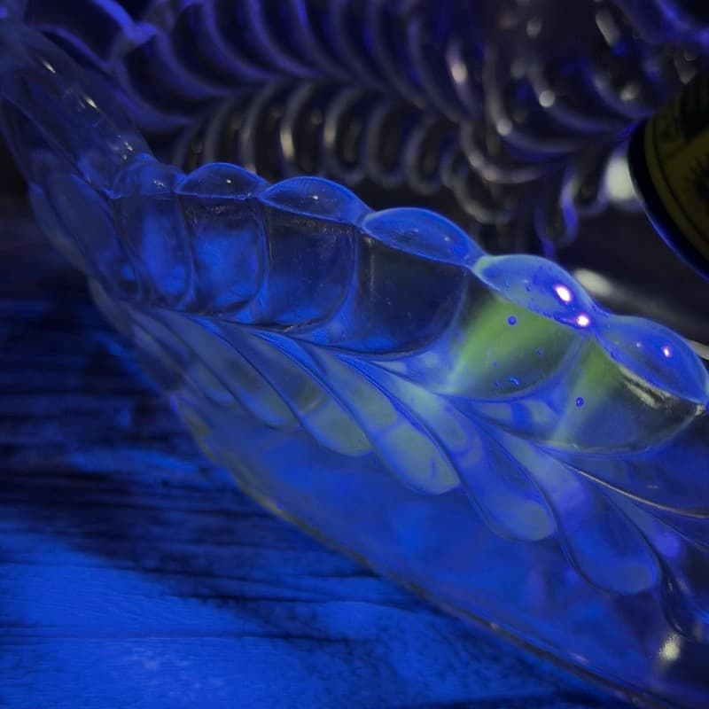 Antique Adams and Company Plume Pattern EAPG Square Master Berry Bowl UV Reactiv - Thumbnail 4