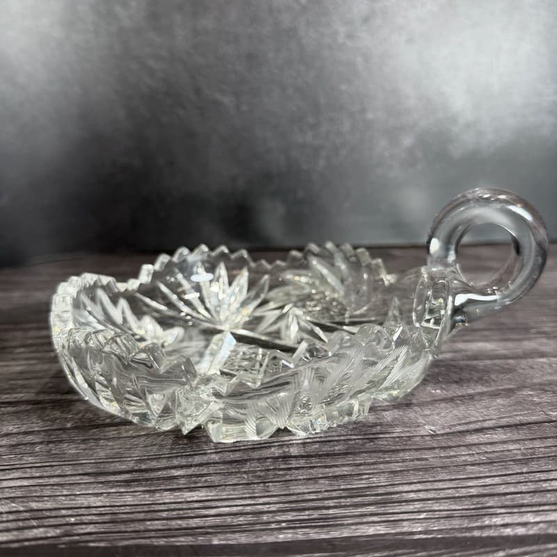 AMERICAN BRILLIANT PERIOD (ABP) CUT GLASS "NAPPY" DISH, STARBURST & FANS - Thumbnail 8