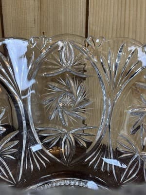 VTG Heavy Lead Crystal Glass Scallop Rim Cut Pinwheel Fan Pattern 8.5” Bowl - Thumbnail 8