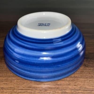 Small Vintage Chinese Porcelain Footed Blue & White Rice Bowl Trinket Dish - Thumbnail 4