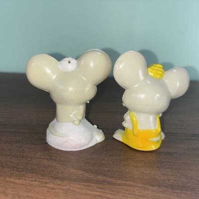 Vintage JSNY Mouse Salt & Pepper Shakers Set Anthropomorphic Mice Set Hong Kong - Thumbnail 4
