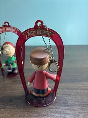 Peanuts | Collectible Bobble Head Christmas Ornaments | Linus And Charlie Brown - Thumbnail 5