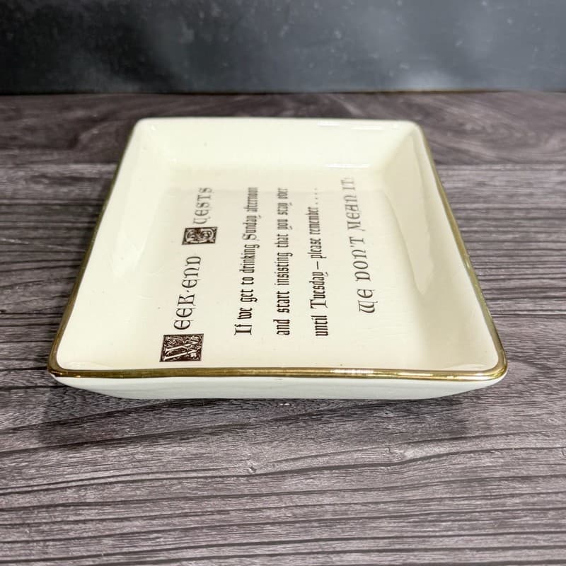 Delano Studios Vintage Ceramic Weekend Guests Humorous Trinket Tray Wall Plaque - Thumbnail 7