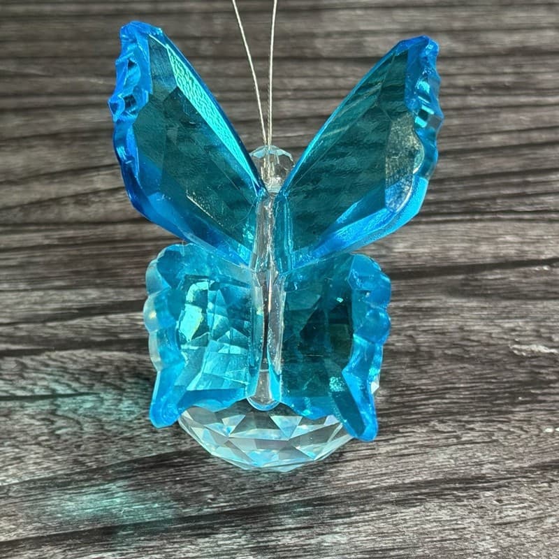 Butterfly crystal cut blue figurine miniature - Thumbnail 5