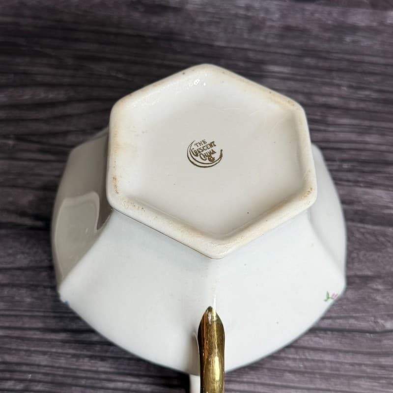 Vintage Crescent China Hexagon Floral Lidded Sugar Bowl with Gold Trim - Thumbnail 7