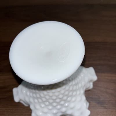 Vintage FENTON Hobnail White Milk Glass Crimped Edge Footed Candy Dish Pedestal - Thumbnail 10