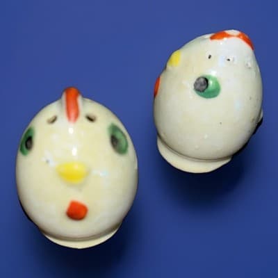 Mid Century Japanese Chick/Egg Salt and Pepper Shakers Lusterware