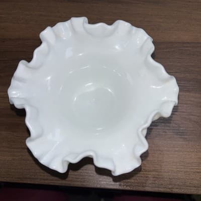 Vintage FENTON Hobnail White Milk Glass Crimped Edge Footed Candy Dish Pedestal - Thumbnail 9