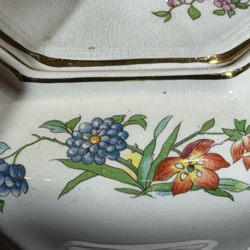 Vintage Crescent China Hexagon Floral Lidded Sugar Bowl with Gold Trim - Thumbnail 5