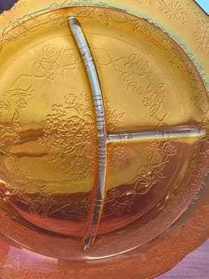 Set Of 4 Carnival Glass Federal Normandie marigold divided plates VTG - Thumbnail 7