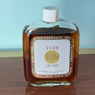 Vintage Avon Sun Tanning Mosquitoes Lotion 4 Fl Ozs NOS 1947 Skin So Soft - Thumbnail 2