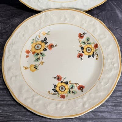English Brambleberry Plate Set of 2 Dinner Salad Vintage Floral Embossed - Thumbnail 5
