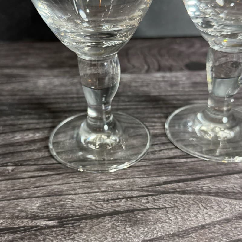 Pair of Stella Artois 33cl Gold Rimmed Beer Chalice Glasses - Thumbnail 13