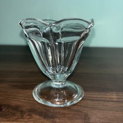 Vintage Anchor Hocking Clear Glass Dessert Sundae Dishes ~ Set of 4- perfect - Thumbnail 9