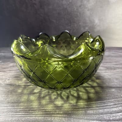 Vintage Green Glass Bowl "Quilted Duette" Produced From The 1950s To The 1970s.