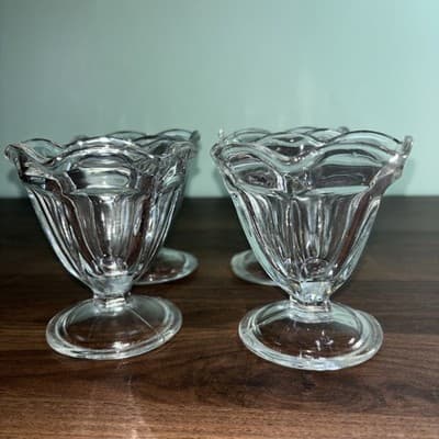 Vintage Anchor Hocking Clear Glass Dessert Sundae Dishes ~ Set of 4- perfect - Thumbnail 2