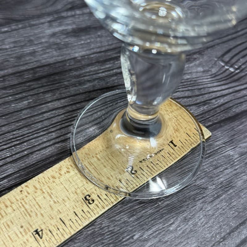 Pair of Stella Artois 33cl Gold Rimmed Beer Chalice Glasses - Thumbnail 12