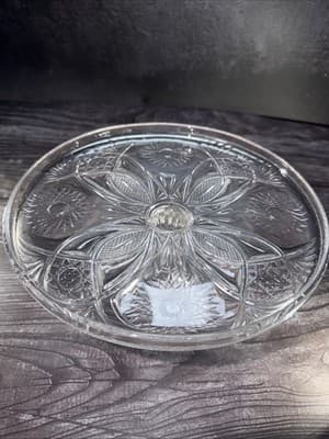 McKee Antique Clear Glass EAPG Isis No. 132 9.25" Cake Stand - Thumbnail 3