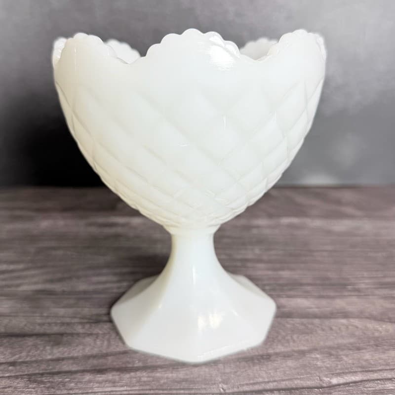 Napco Milk Glass Diamond Pattern Pedestal Compote Candy Dish 1184 - Thumbnail 2