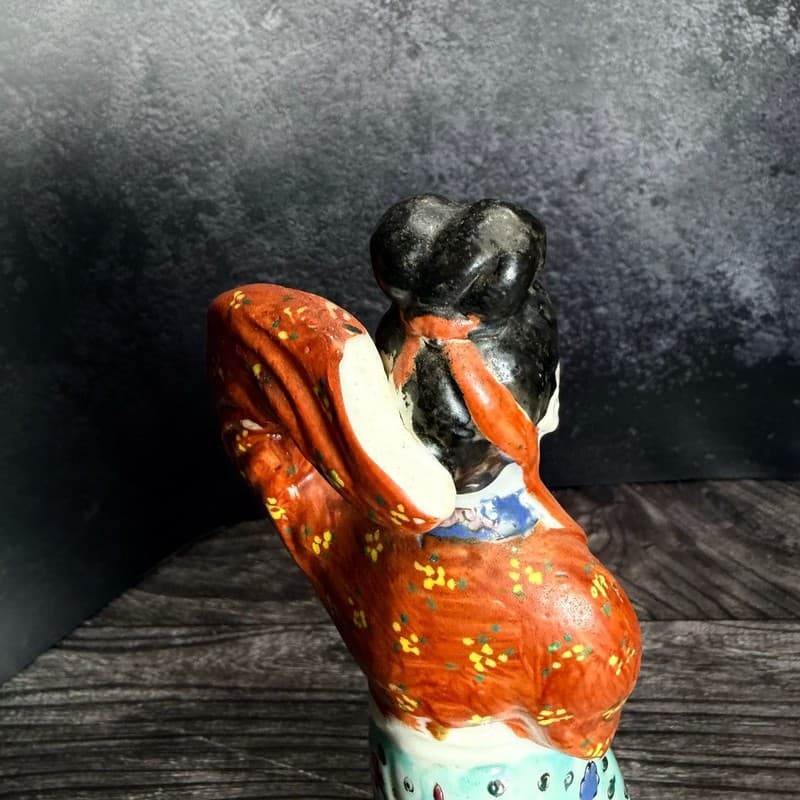 Vintage Chinese Famille Rose Porcelain Figure of an Immortal Lady - Thumbnail 7