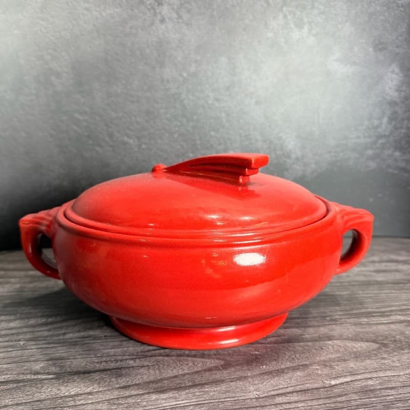 Vintage Hall's Superior Quality Red Sundial Art Deco Covered Casserole Dish - Thumbnail 6