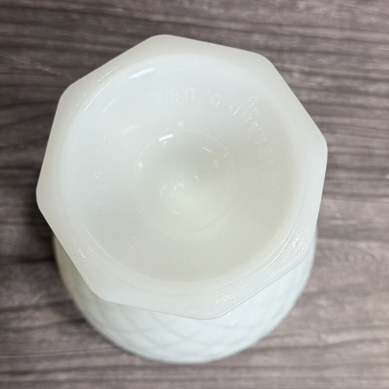 Napco Milk Glass Diamond Pattern Pedestal Compote Candy Dish 1184 - Thumbnail 9