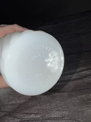 Vintage E.O Brody 7" Milk Glass Vase Wide Top Ribbed And Swirled - Thumbnail 10