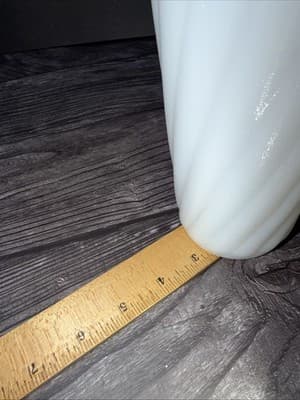Vintage E.O Brody 7" Milk Glass Vase Wide Top Ribbed And Swirled - Thumbnail 12