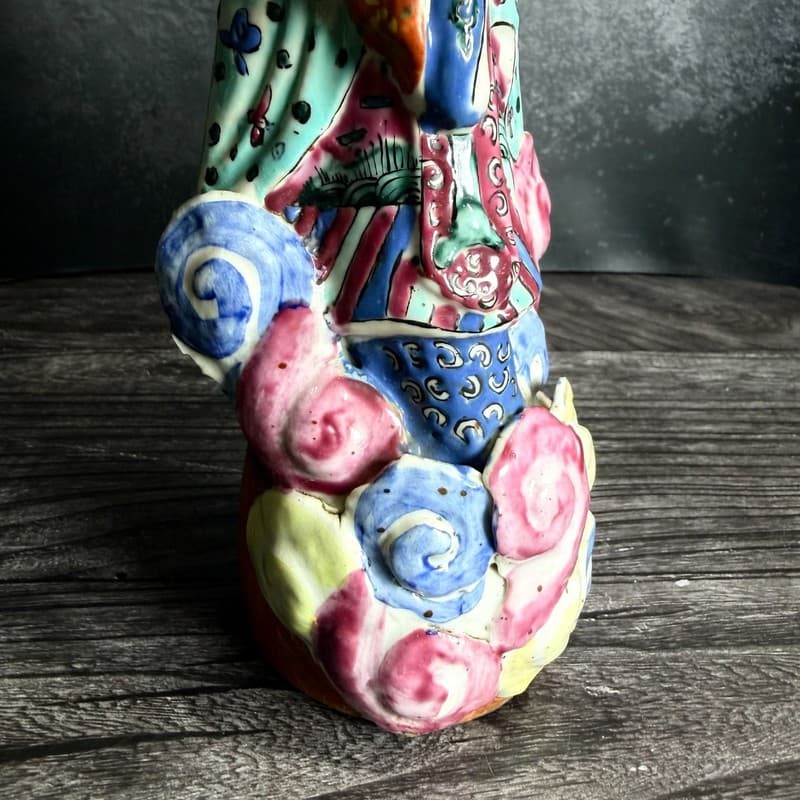 Vintage Chinese Famille Rose Porcelain Figure of an Immortal Lady - Thumbnail 2