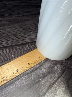 Vintage E.O Brody 7" Milk Glass Vase Wide Top Ribbed And Swirled - Thumbnail 13