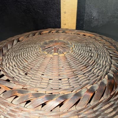 Vintage Wicker Sewing Basket & Lid Round trinket brown Footed - Thumbnail 15