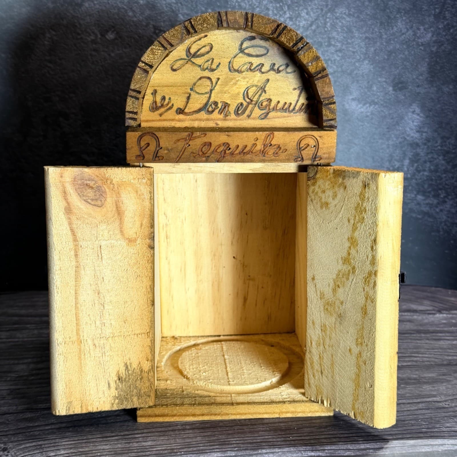 Don Agustin La Cava Tequila Wooden Bottle Display Box Case - Rustic Handcrafted - Thumbnail 3