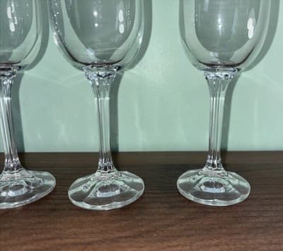 GENEVE BOHEMIA CRYSTAL FLUTED CHAMPAGNE GLASSES GOLD TRIM Set OF 6 - Thumbnail 5
