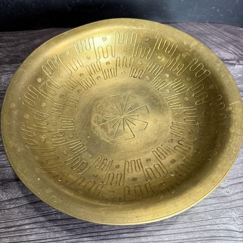 Vintage Etched Brass Footed Offering Bowl Made in India - Thumbnail 2