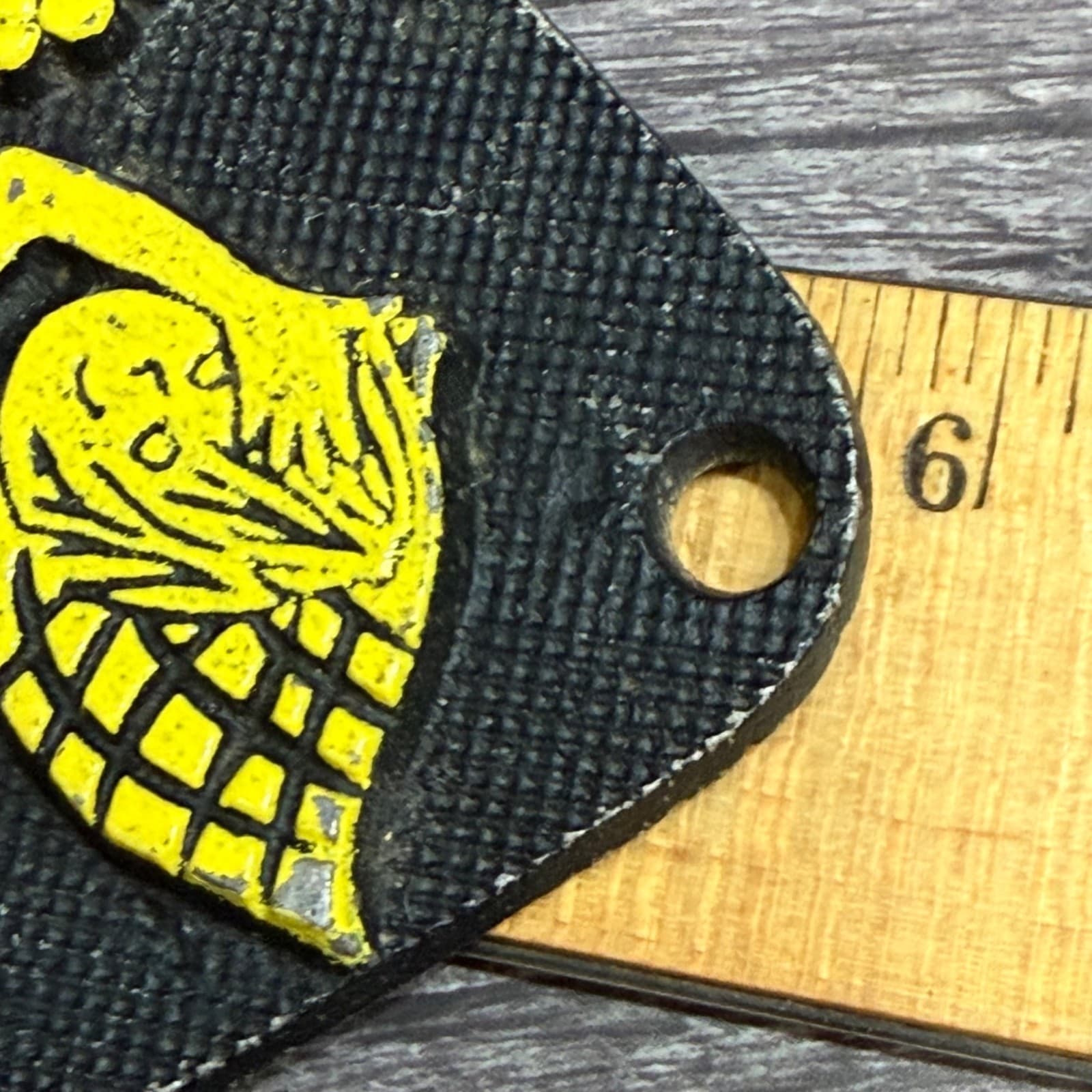 Vintage Cast Iron Trivet "Bless This Mess" Wall Plaque With Yellow Cleaning Lady - Thumbnail 6