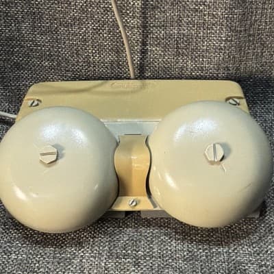Vintage Bell System made by Western Electric Hammer Ringer Wall Mount Alarm Bell - Thumbnail 6