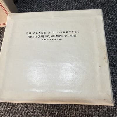 Vintage Empty Philip Morris Lot Of English Ovals Cigarette Box Papers Display - Thumbnail 5