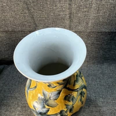 Vintage Chinese Imperial Yellow Porcelain Vase Blue Bird Peony Dayazhai Style 1 - Thumbnail 9