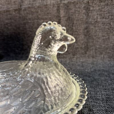 Vintage Indiana Clear Glass 7” Hen on Nest Covered Dish MCM Chipped HON - Thumbnail 11