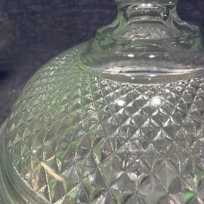 Antique Magnesium Glass Diamond Point Pedestal Dish Glows UV 365 Lavender Hue - Thumbnail 4