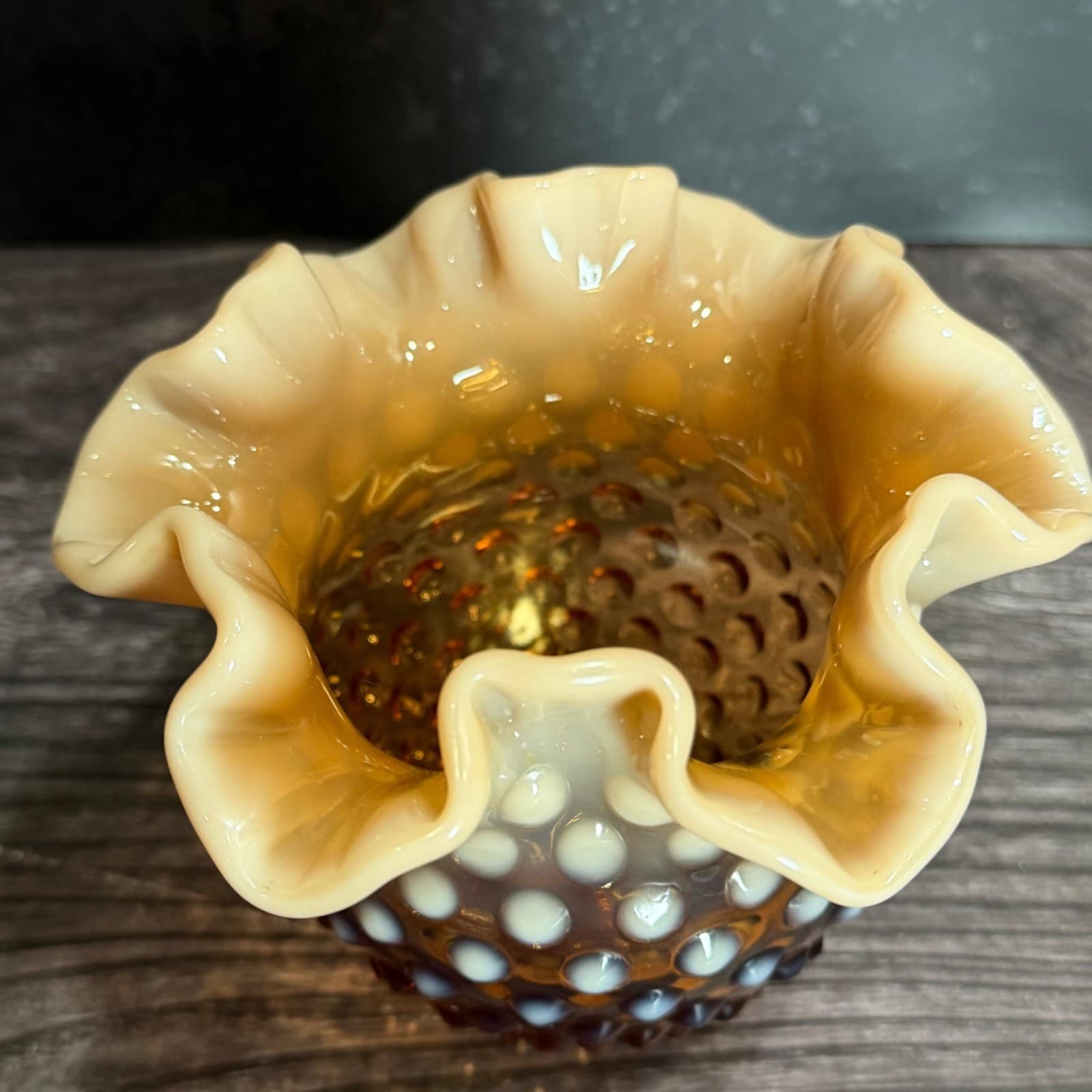 Fenton Cameo Opalescent Hobnail Glass Rose Bowl Vase 5" Ruffled Top Vintage Deco - Thumbnail 2